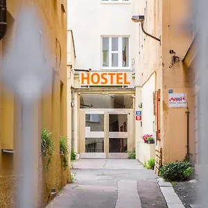 Mandarinka Hostel